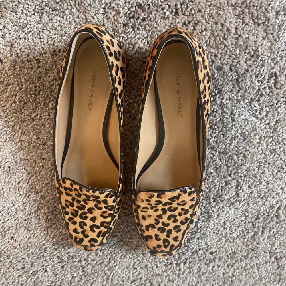 BANANA REPUBLIC Leopard Print Block Heel Pumps - Women | Brown | Size 9 1/2